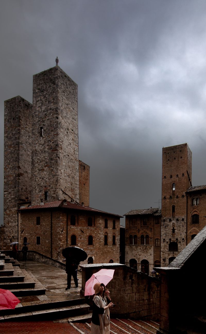 San Gimignano in Itlay, photograph by Vincent Mosch